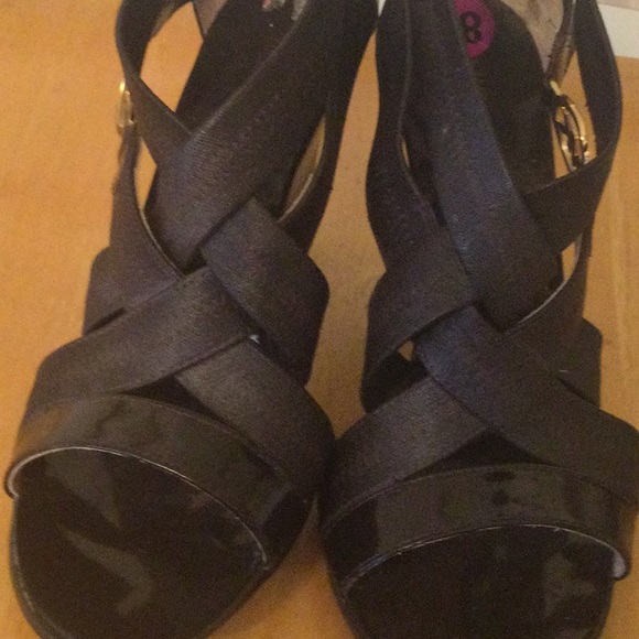 Michael Kors Shoes - Picture 6 of 6